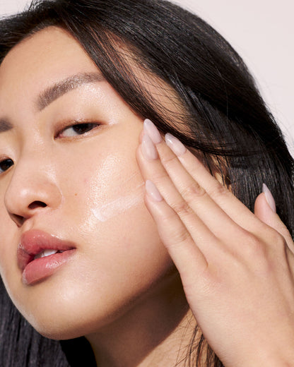 Hydra Vizor Invisible Moisturizer Broad Spectrum SPF 30 Sunscreen with Niacinamide + Kalahari Melon